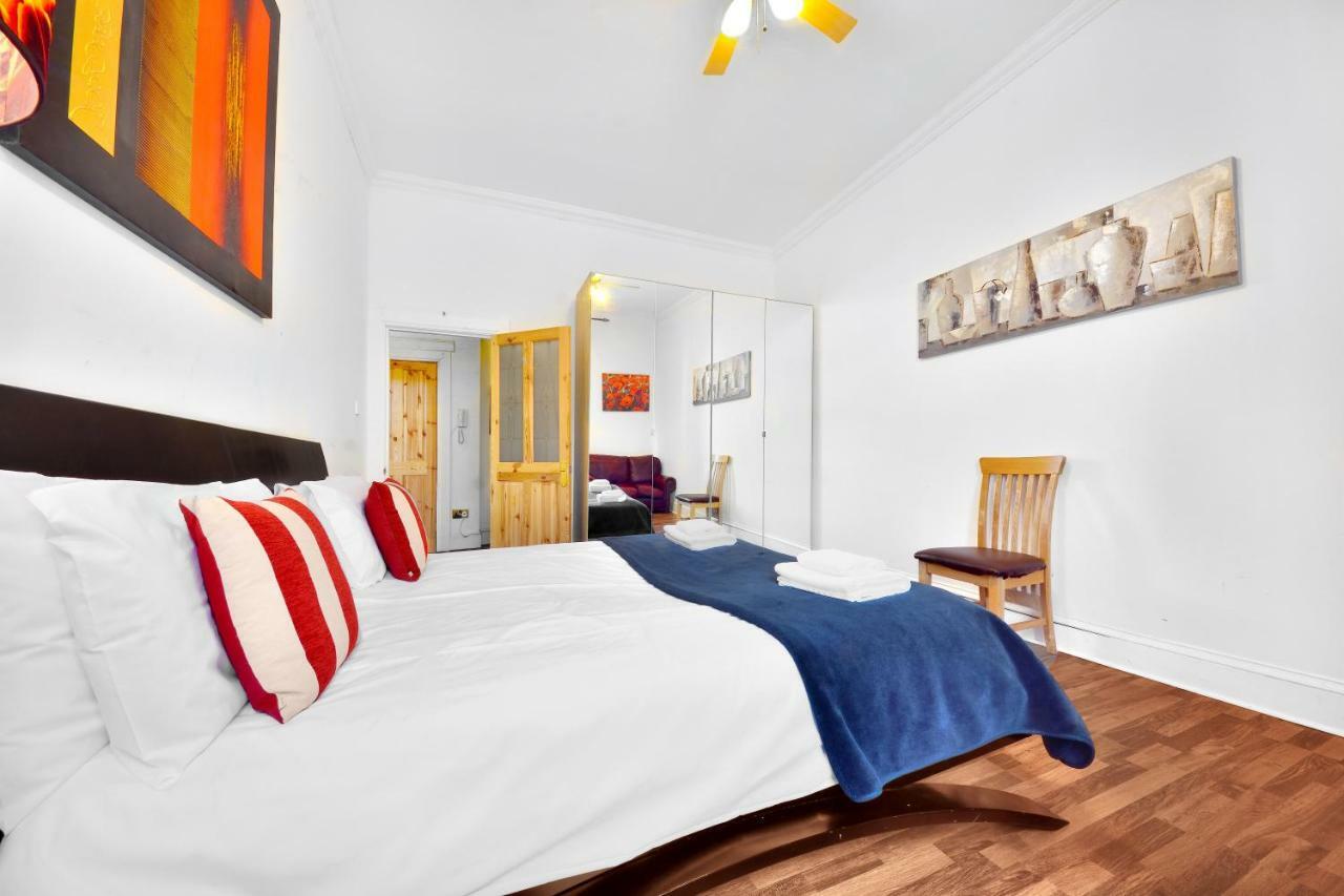 Royal Mile View Apartment Единбург Екстериор снимка
